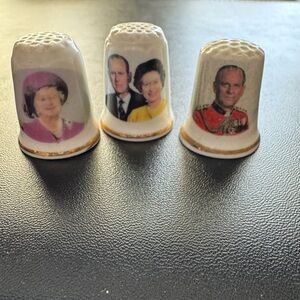 FINE BONE CHINA Royal Family Porcelain Thimbles Set